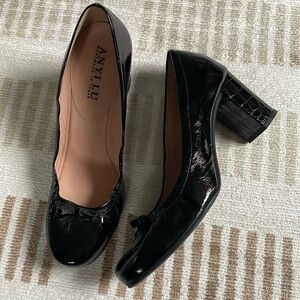 Anyi Lu Women's Black D'Orsay Patent Leather Pumps Handmade Italy Size 9.5
